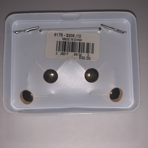 Set of Men’s Black Cuff Links and 4 Shirt Studs Set By Geoffrey Beene - Picture 2 of 3